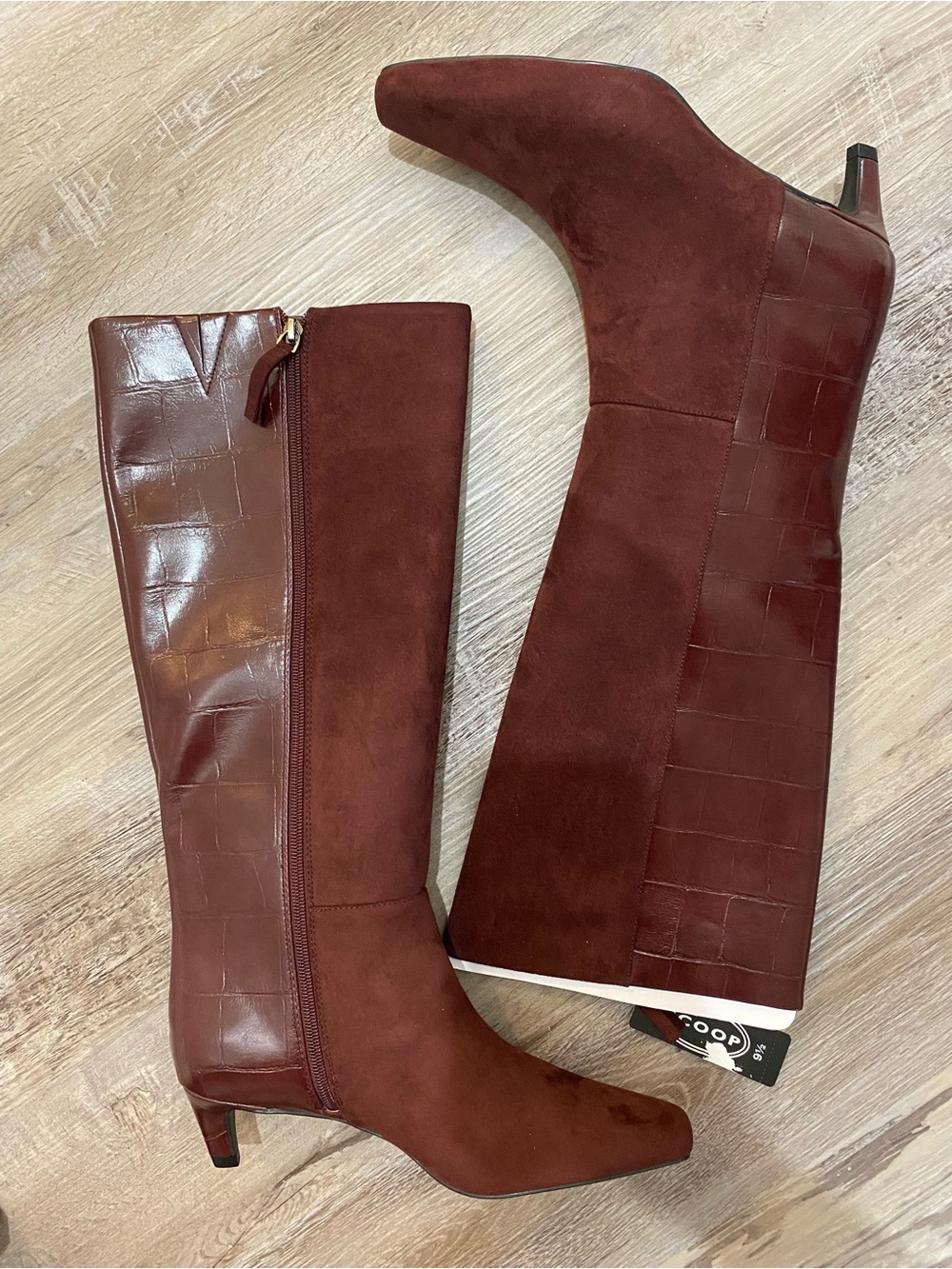 Scoop Women’s Two Tone Kitten Heel Knee High Boots Burgundy Size 9.5
